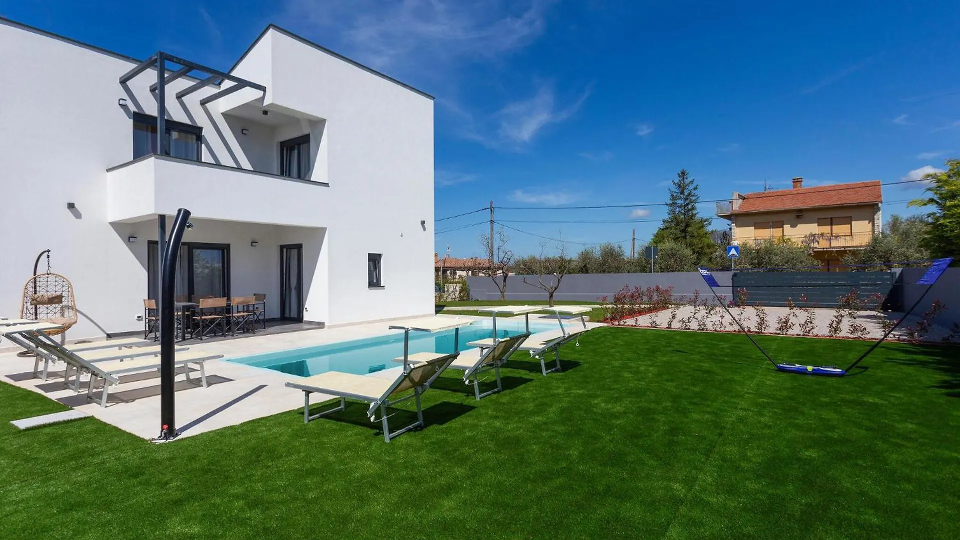 Lovely Home In Valbandon Σπίτι διακοπών